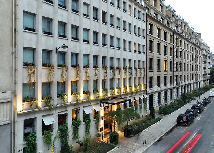 The One Alma Paris Hotel